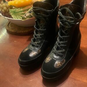 Louis Vuitton Black and Brown Lace Up Boots